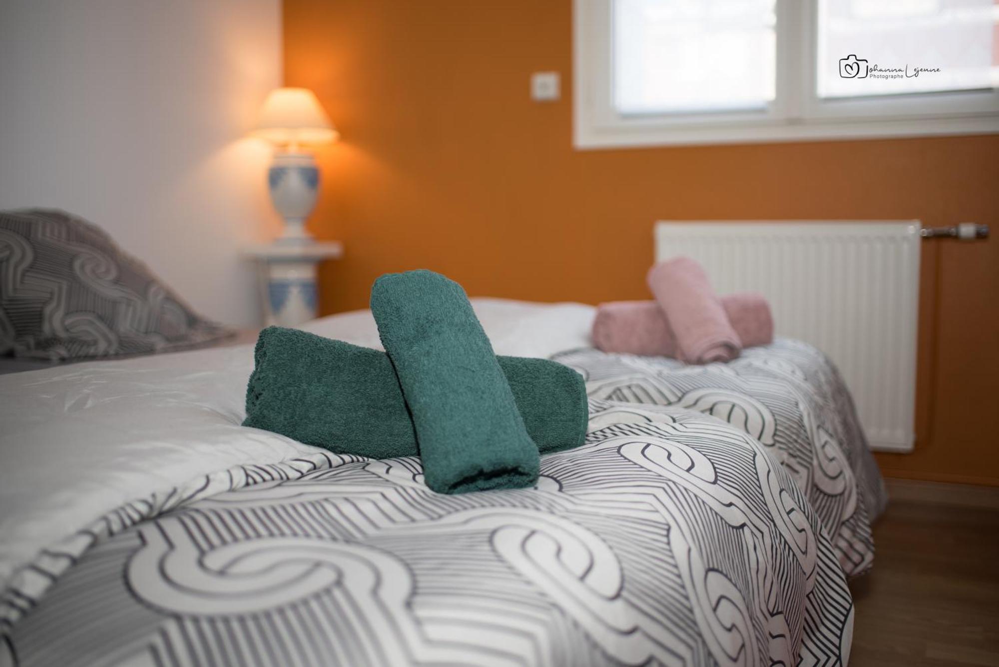 Appartement Au Rez-De-Chaussee Nichee En Plein Centre D'Arras Extérieur photo